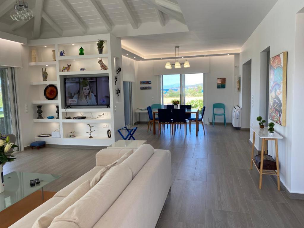 Villa Anthia Porto Heli Exterior photo