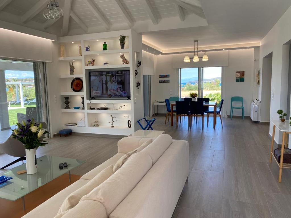 Villa Anthia Porto Heli Exterior photo